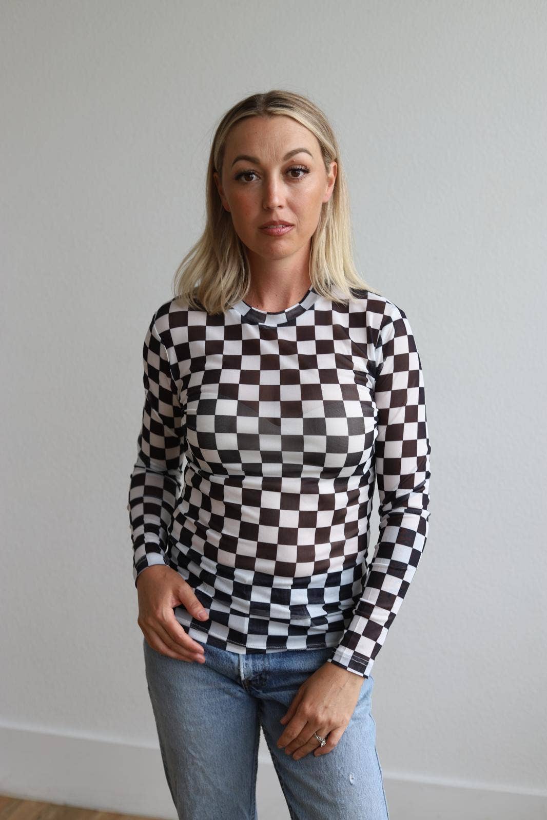 BLACK CHECK MESH